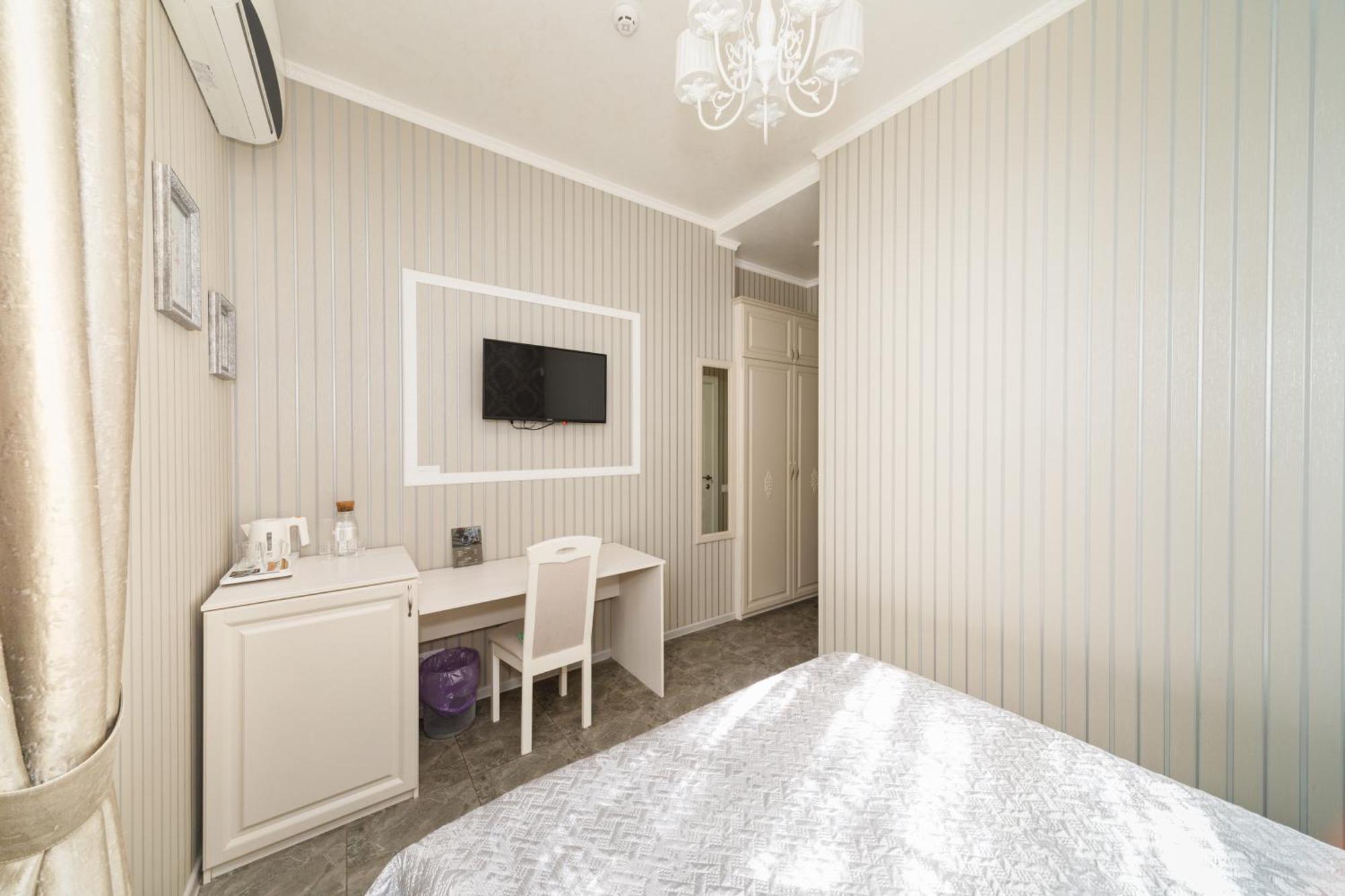 L.O.Y Family Hotel Ντνιπροπετρόφσκ Εξωτερικό φωτογραφία