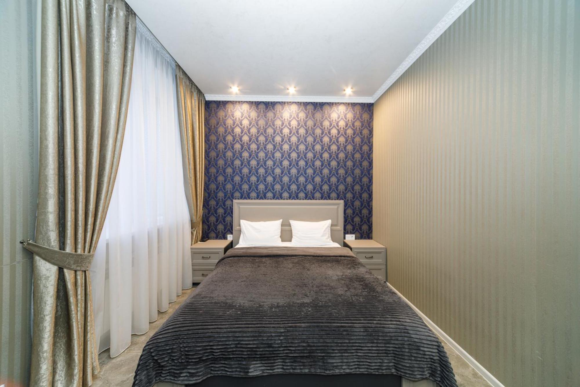 L.O.Y Family Hotel Ντνιπροπετρόφσκ Εξωτερικό φωτογραφία
