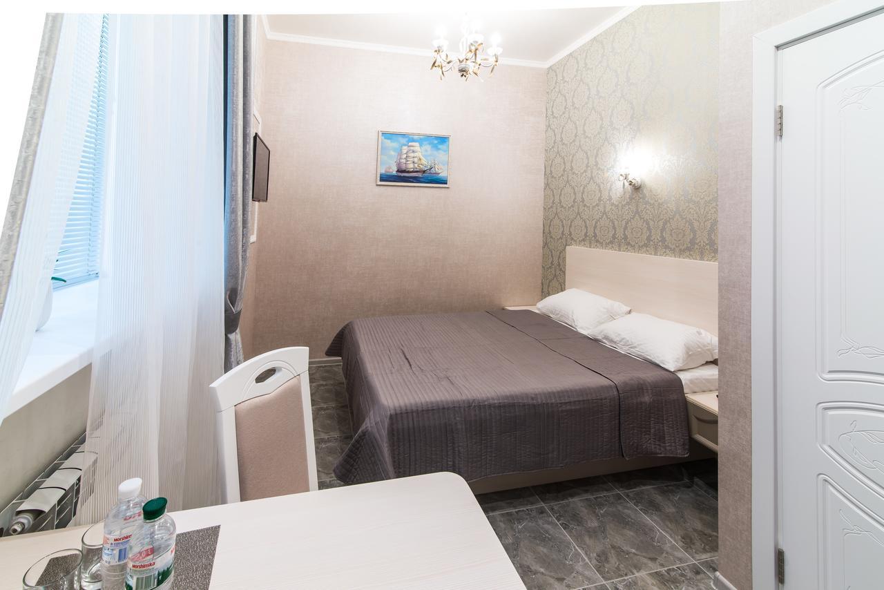 L.O.Y Family Hotel Ντνιπροπετρόφσκ Εξωτερικό φωτογραφία